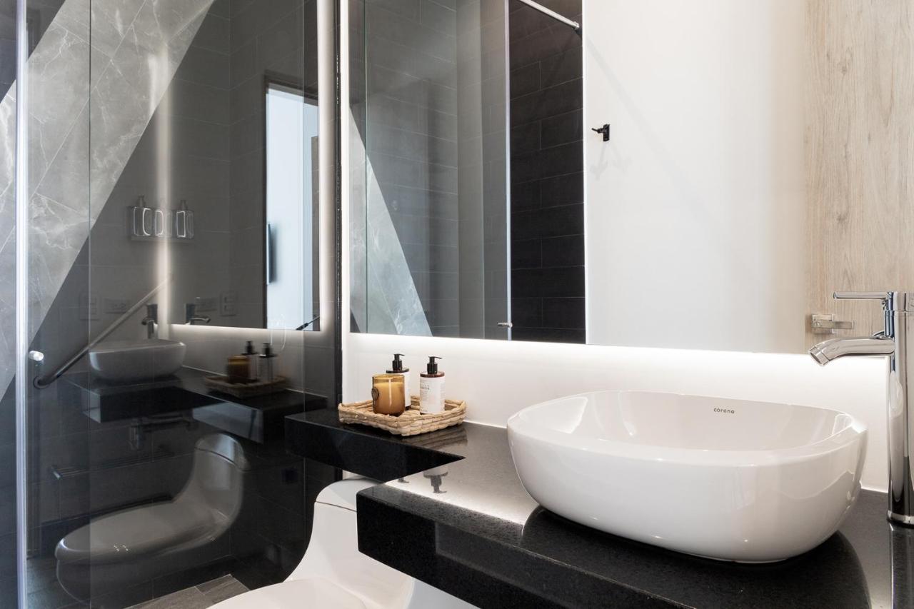 Bo Living 81 Aparthotel Bogota Bagian luar foto